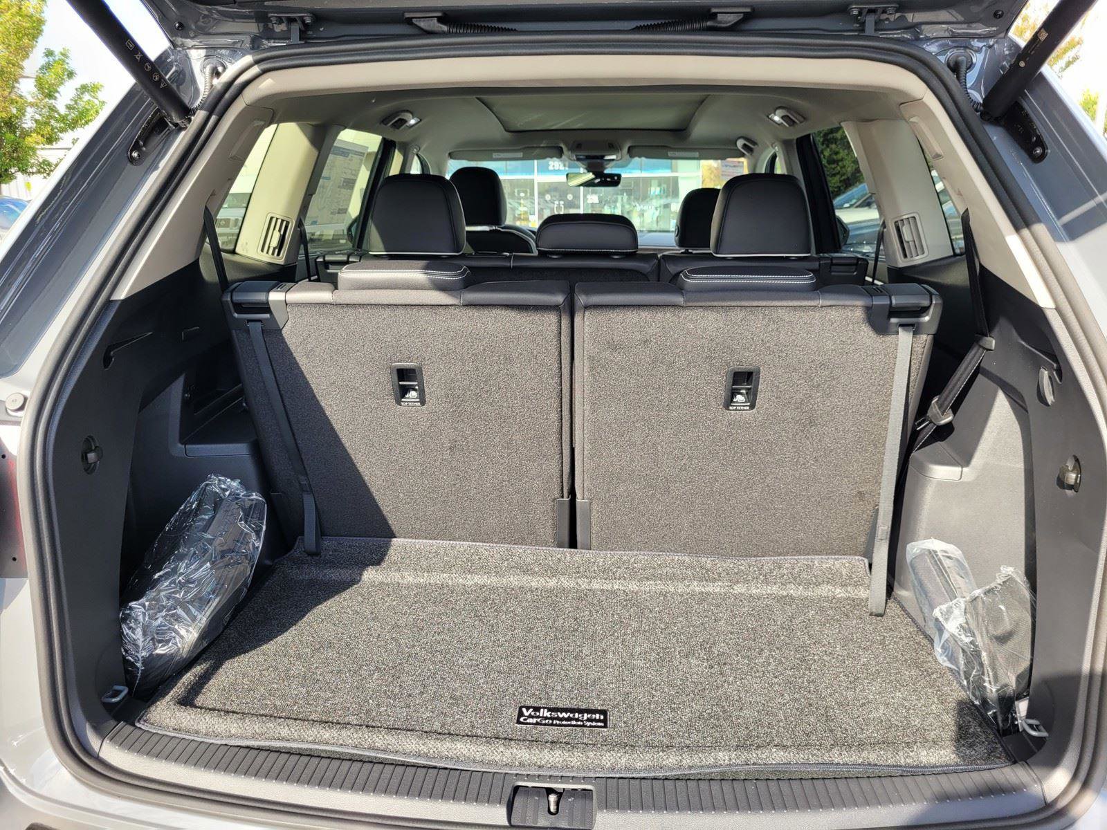 New 2026 Volkswagen Atlas SEL Premium R-Line image 19