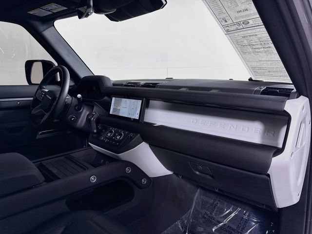 Certified 2024 Land Rover Defender 110 S AWD/4WD image 31