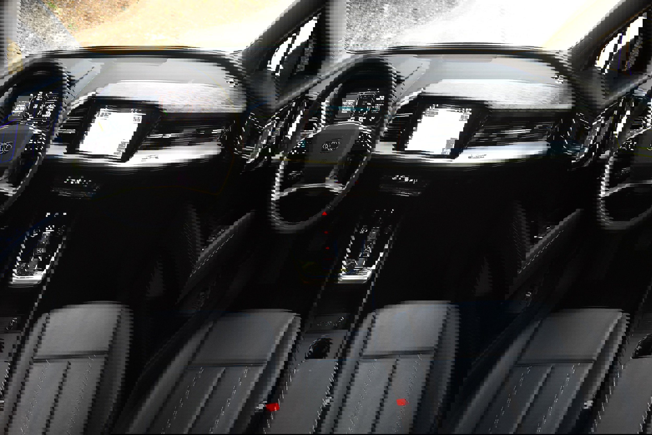 Used 2022 Audi Q4 e-tron Premium Plus w/ Premium Plus image 30