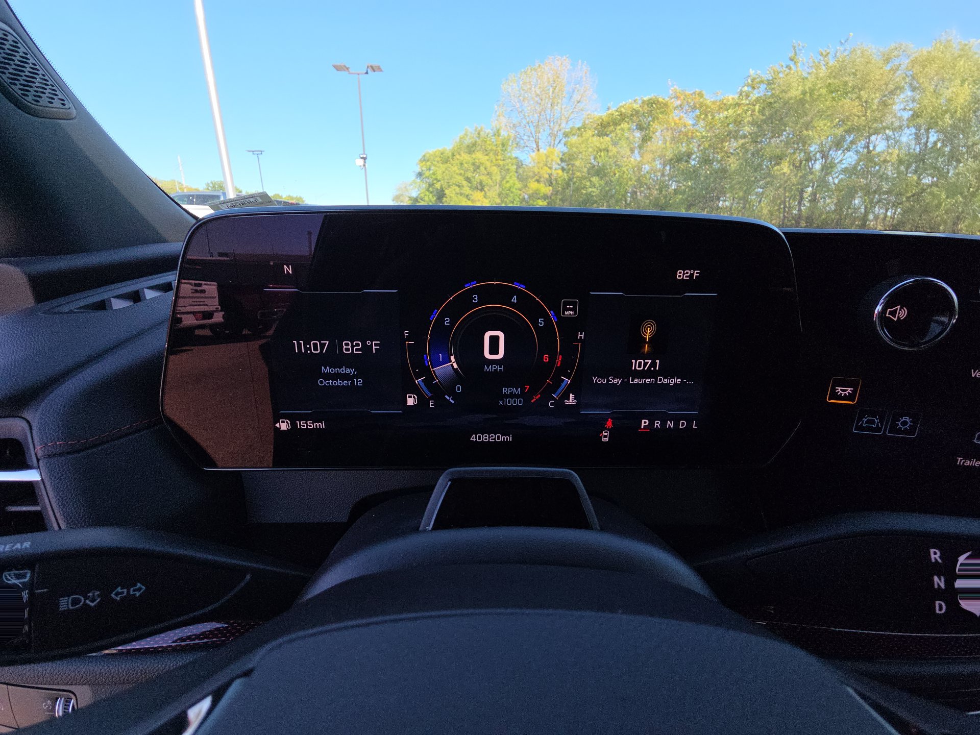 Used 2026 Chevrolet Traverse RS FWD image 16