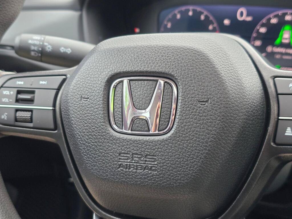 Certified 2024 Honda Accord EX image 32