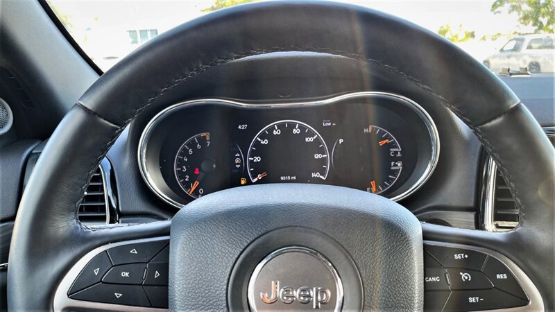 Used 2021 Jeep Grand Cherokee Limited w/ Quick Order Package 28K 80th RWD image 9