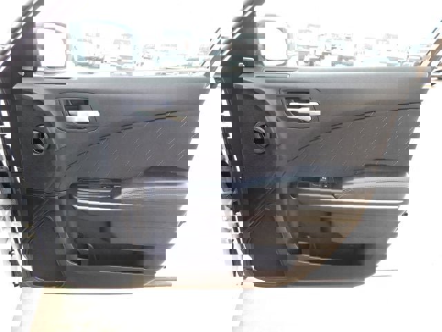 Used 2023 Dodge Charger SXT image 11