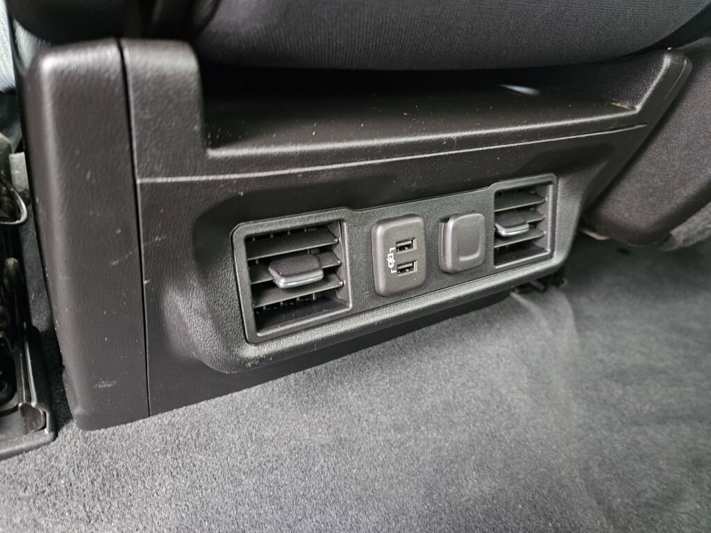 Used 2022 Chevrolet Silverado 1500 LT image 16