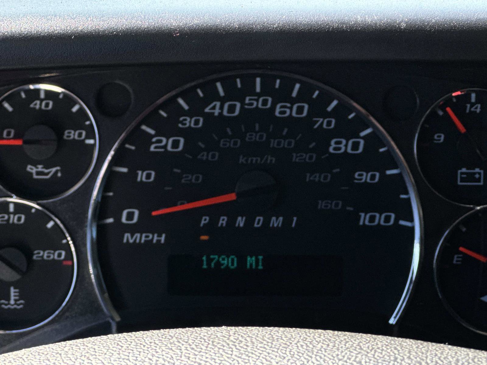 Used 2020 Chevrolet Express 2500 w/ Driver Convenience Package image 9