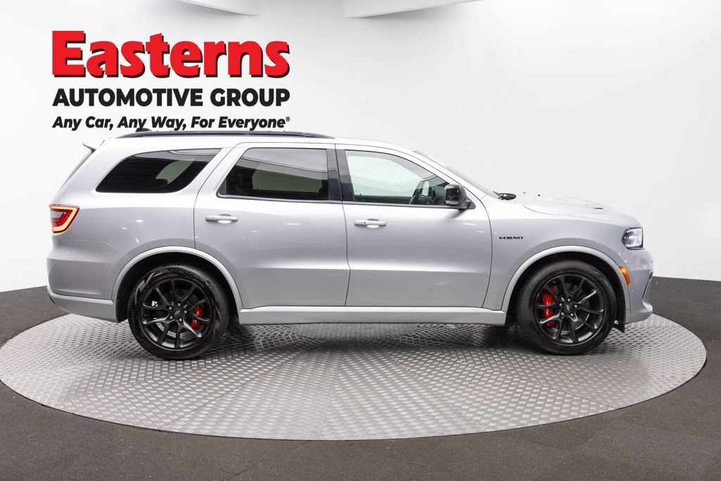 Used 2024 Dodge Durango R/T w/ Tow 'N Go Package AWD/4WD image 4