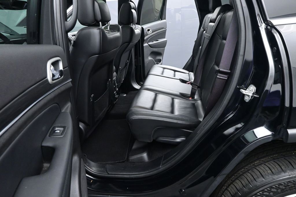 Used 2021 Jeep Grand Cherokee Limited w/ Sun & Sound Group AWD/4WD image 13