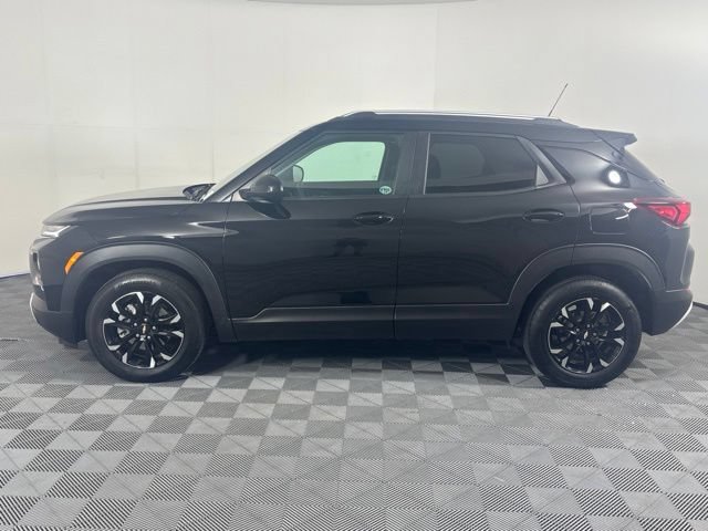 Used 2023 Chevrolet TrailBlazer LT w/ Convenience Package FWD image 36