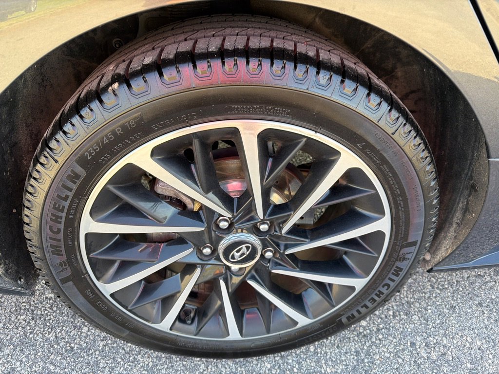 Used 2021 Hyundai Sonata Limited image 9