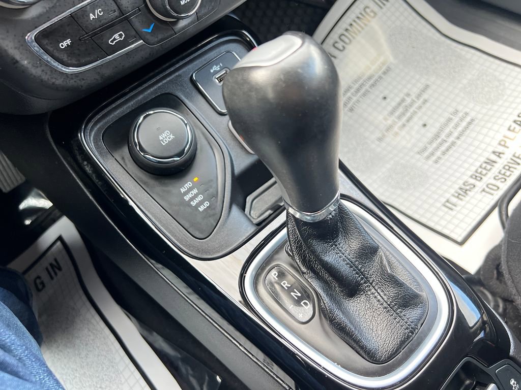 Used 2020 Jeep Compass Altitude image 21