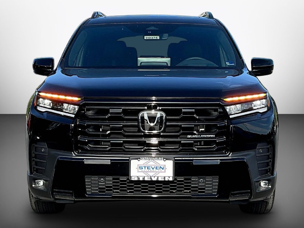 New 2026 Honda Pilot Black Edition image 2