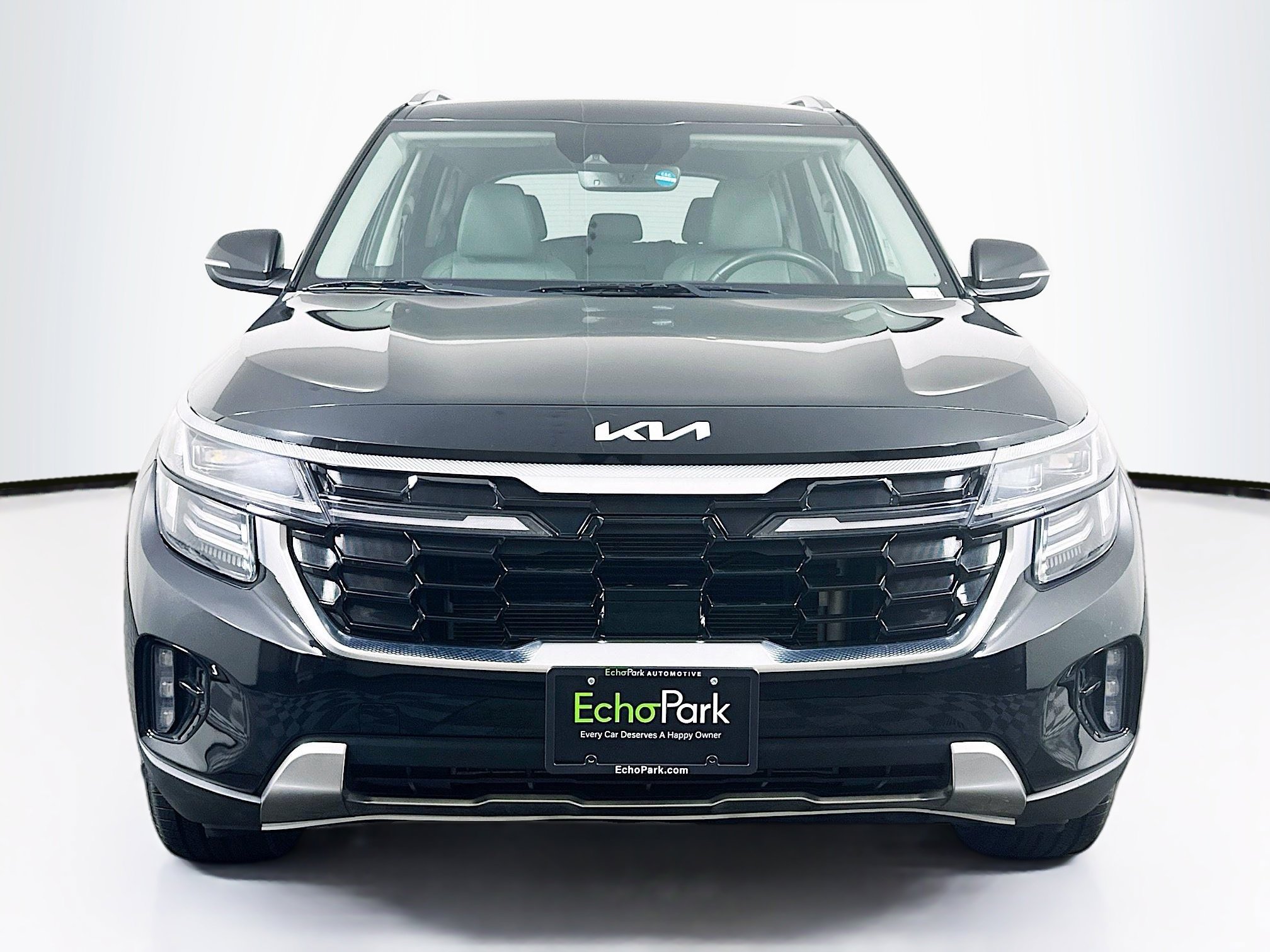 Used 2024 Kia Seltos SX image 2