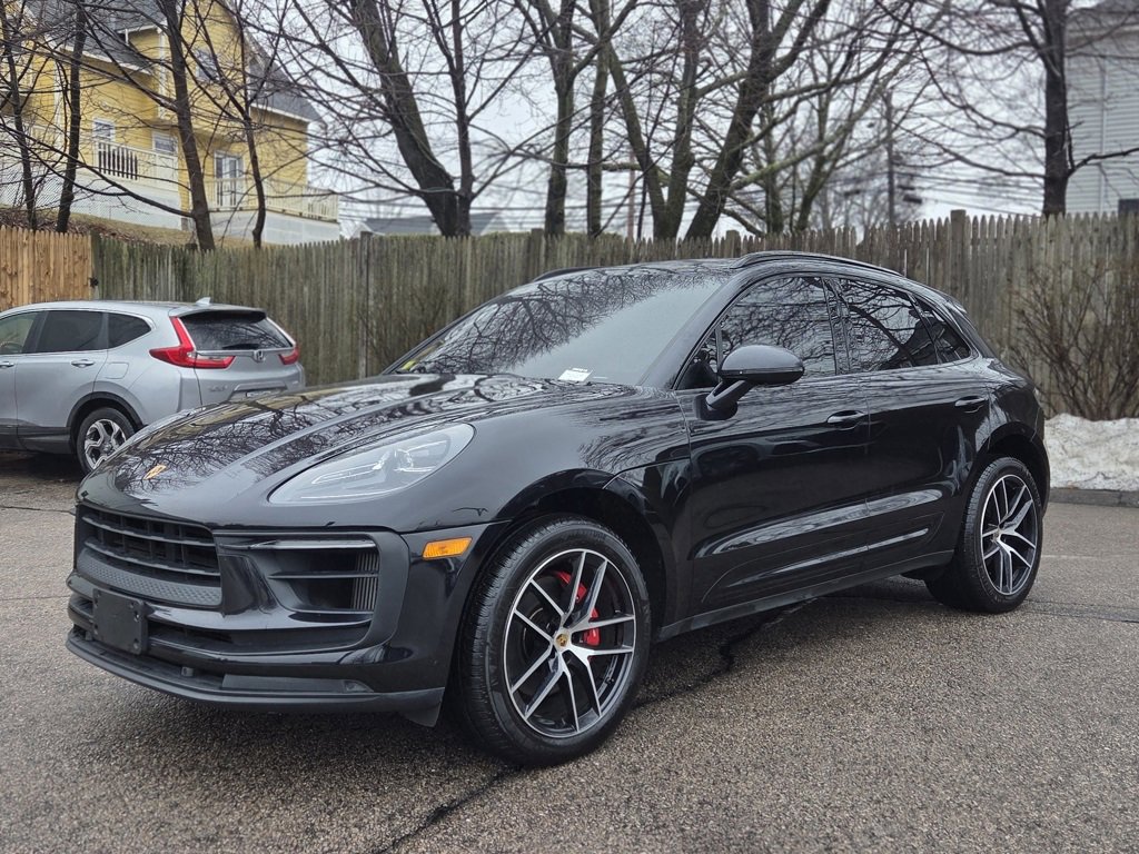 Used 2022 Porsche Macan S image 2
