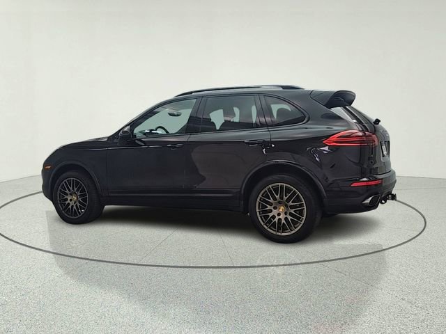 Used 2017 Porsche Cayenne AWD/4WD image 4