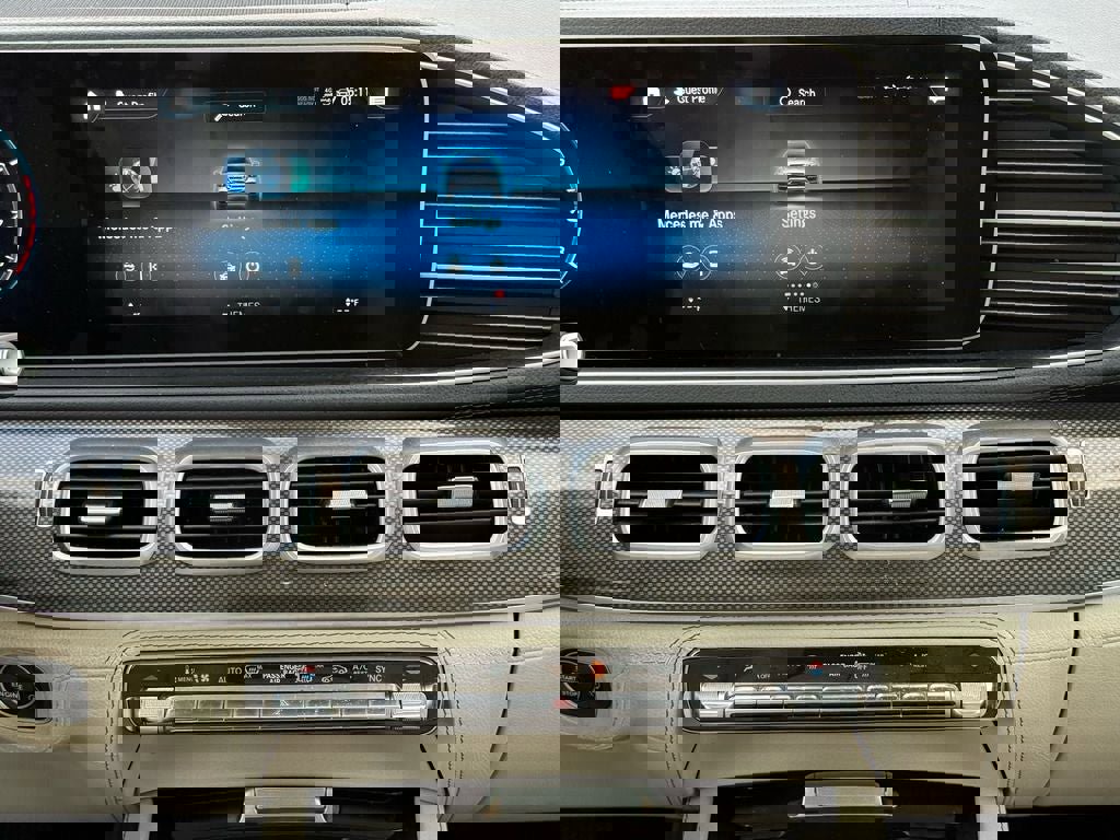 Used 2021 Mercedes-Benz GLE 450 4MATIC image 25