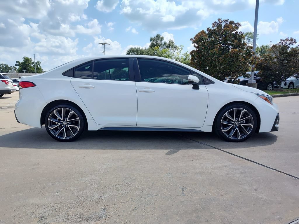 Used 2021 Toyota Corolla SE w/ SE Premium Package FWD image 12