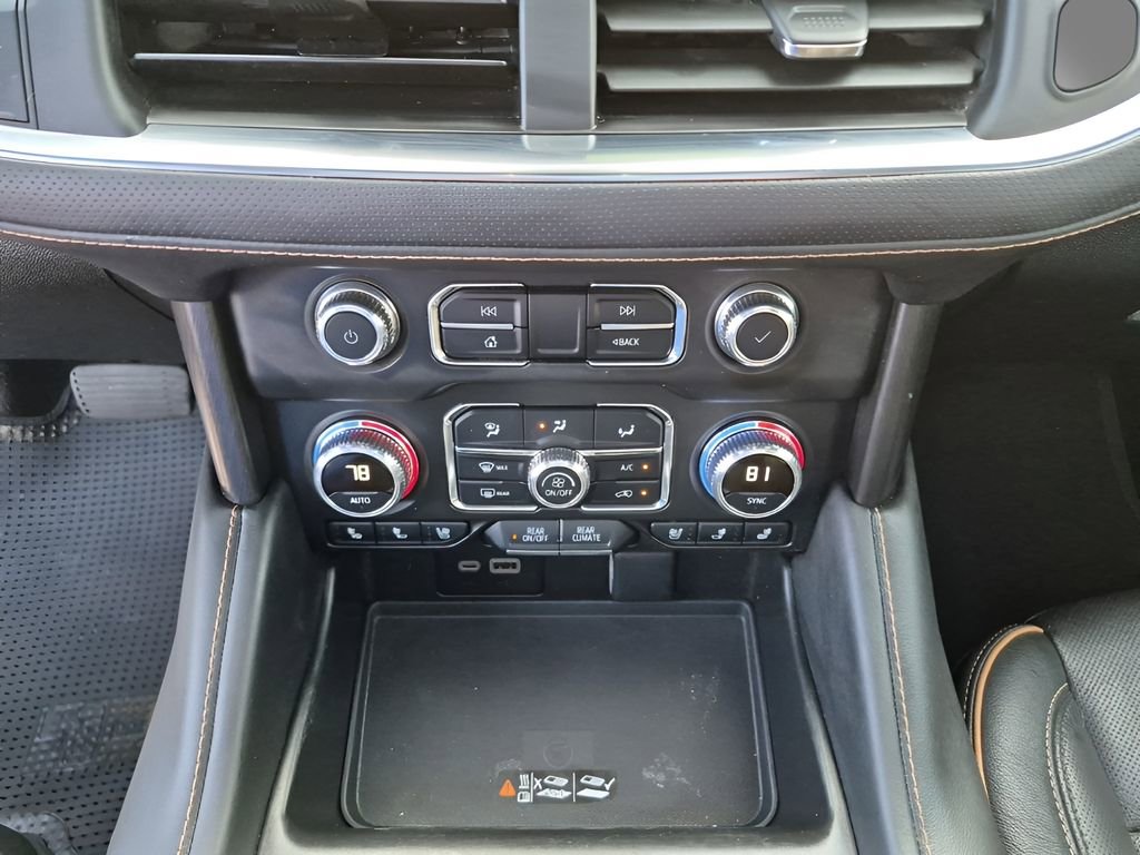 Used 2024 GMC Yukon XL AT4 w/ AT4 Premium Plus Package image 39