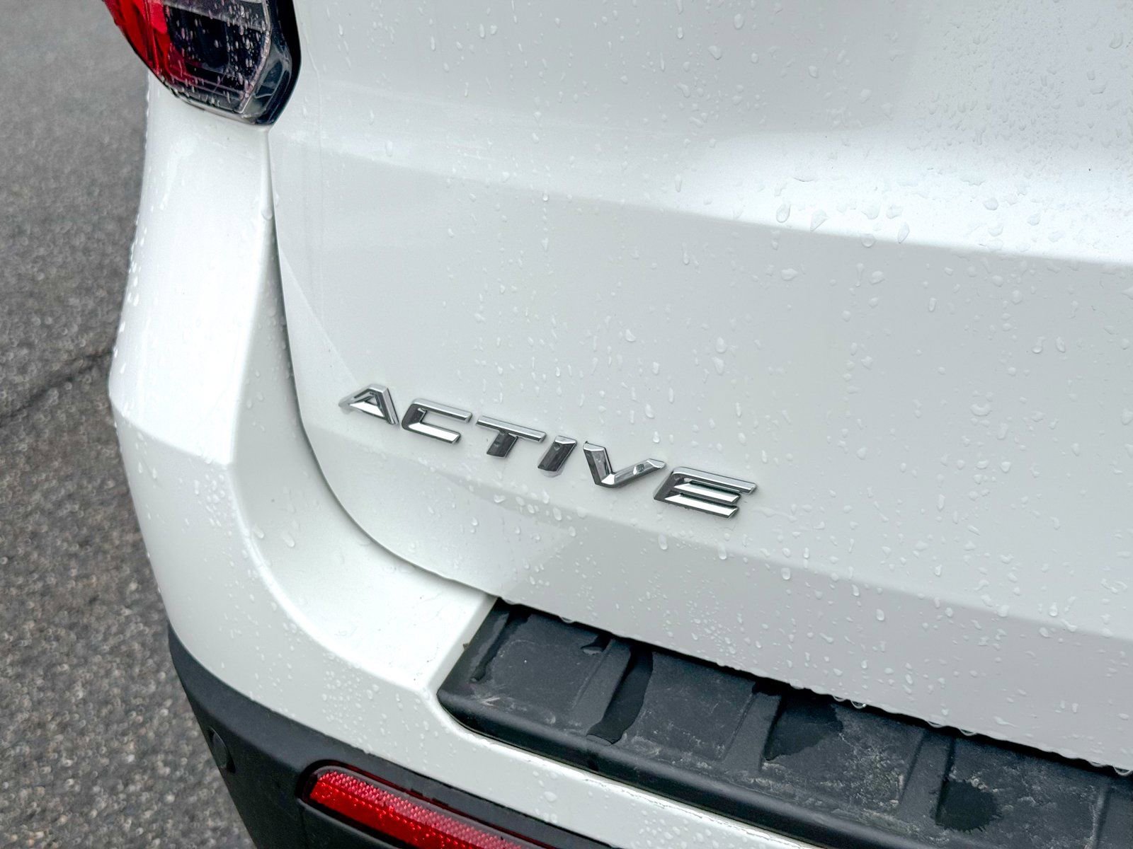 Certified 2025 Ford Explorer Active w/ Active Comfort Package image 12