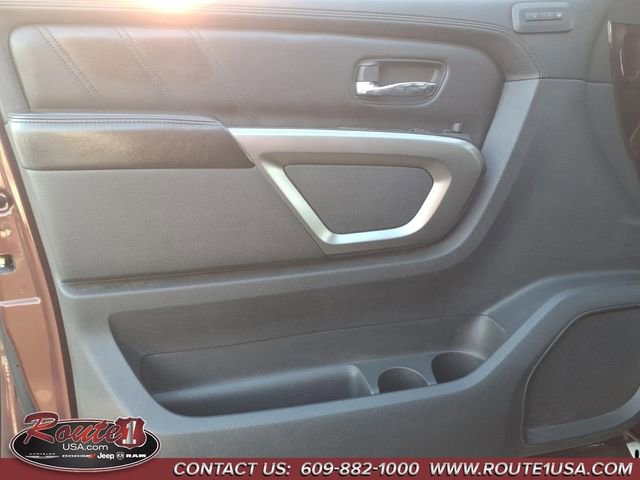 Used 2015 Nissan Armada Platinum image 29