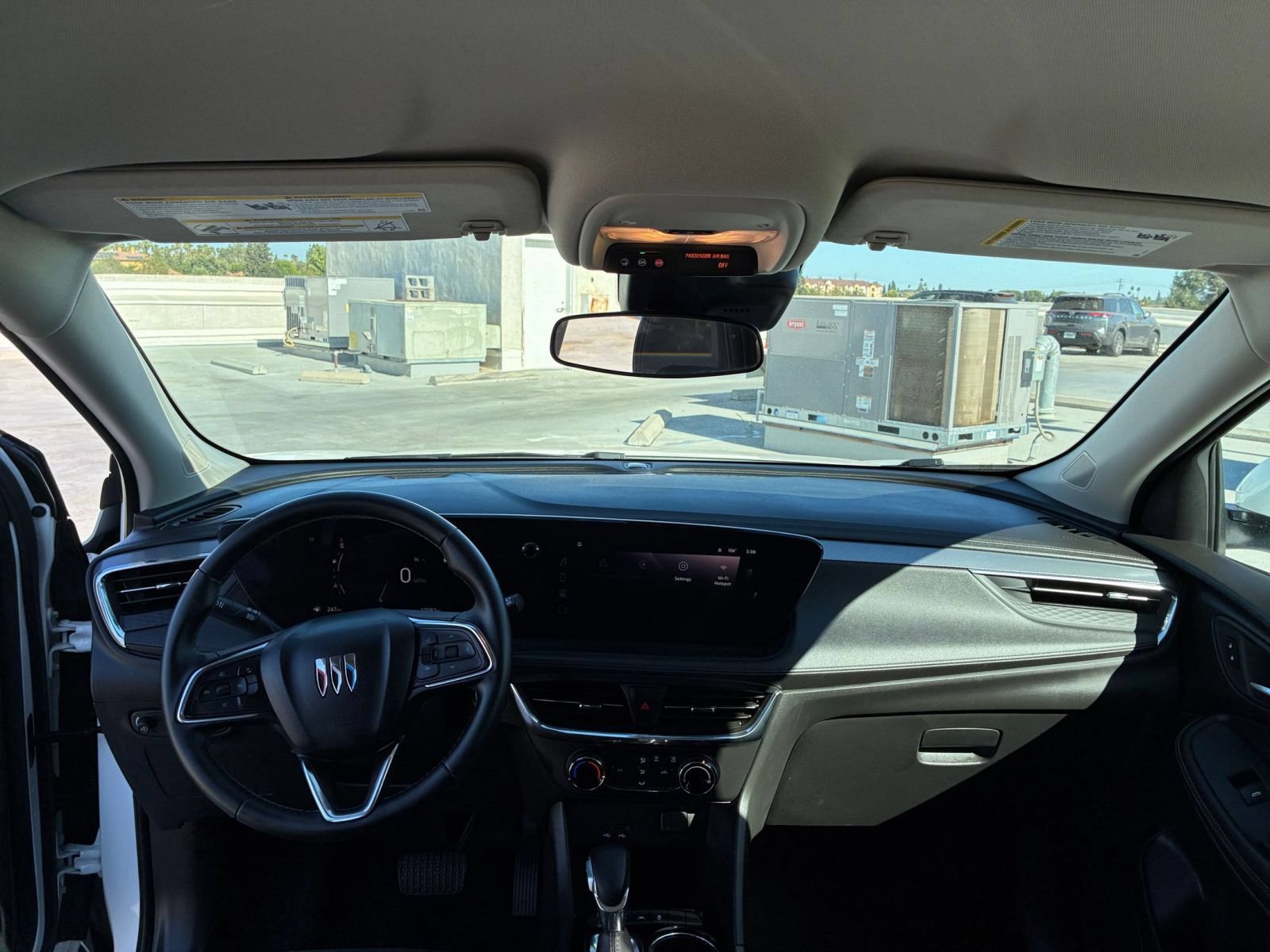 Used 2025 Buick Encore GX Preferred AWD/4WD image 32