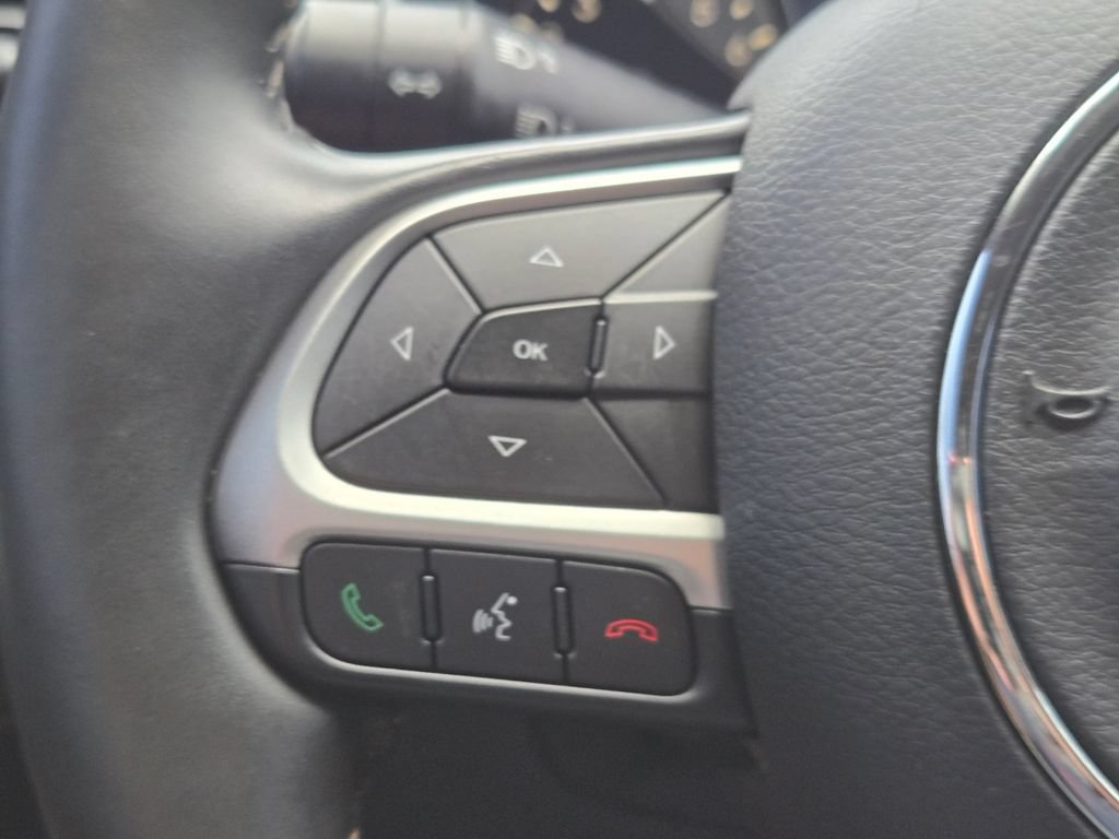 Used 2018 Jeep Compass Limited w/ Navigation Group AWD/4WD image 24