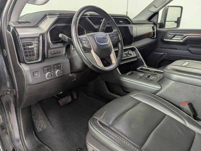 Used 2024 GMC Sierra 3500 Denali w/ Denali Reserve Package AWD/4WD image 11