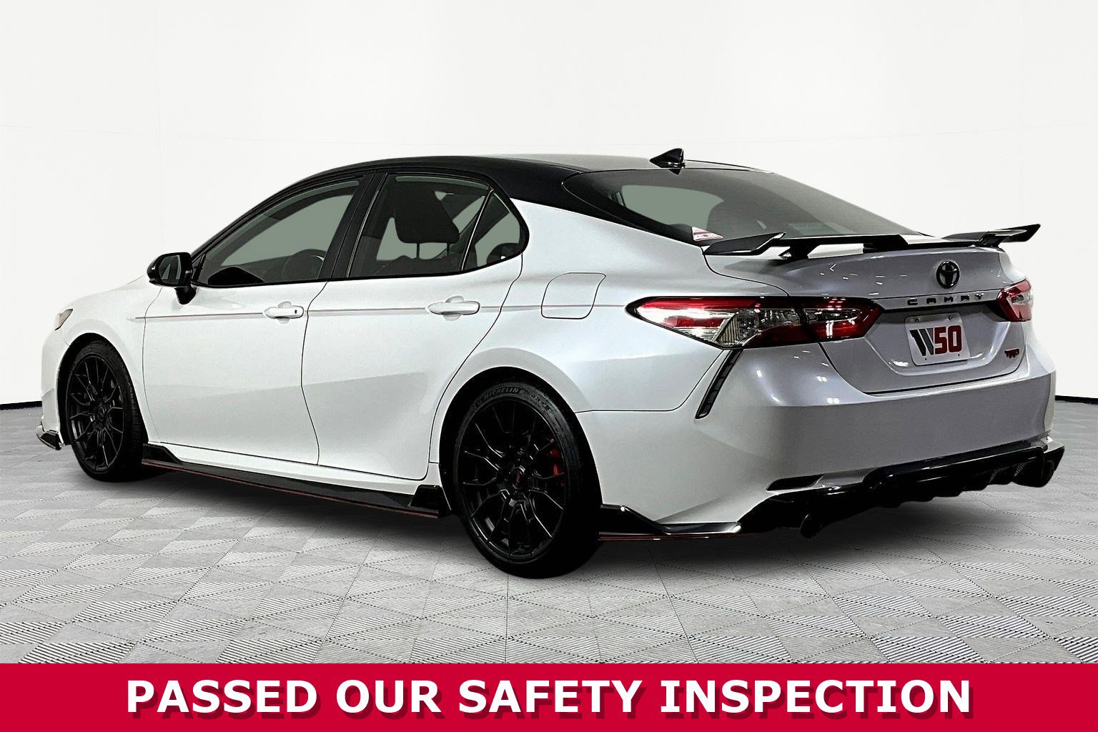Used 2020 Toyota Camry TRD FWD image 4