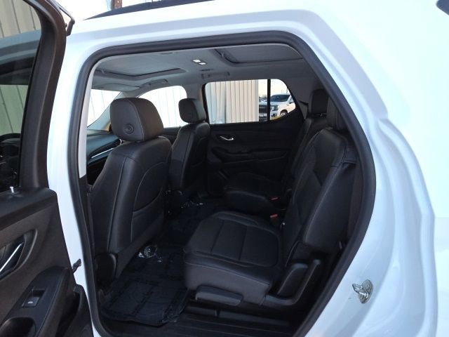 Used 2021 Chevrolet Traverse Premier w/ Redline Edition AWD/4WD image 11