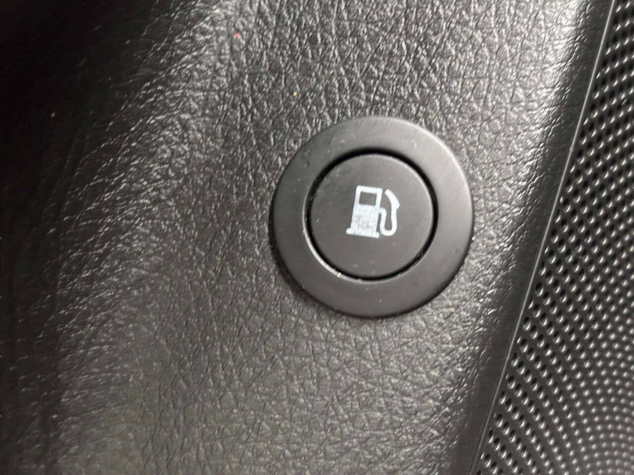 Used 2015 Kia Sorento SX FWD image 30