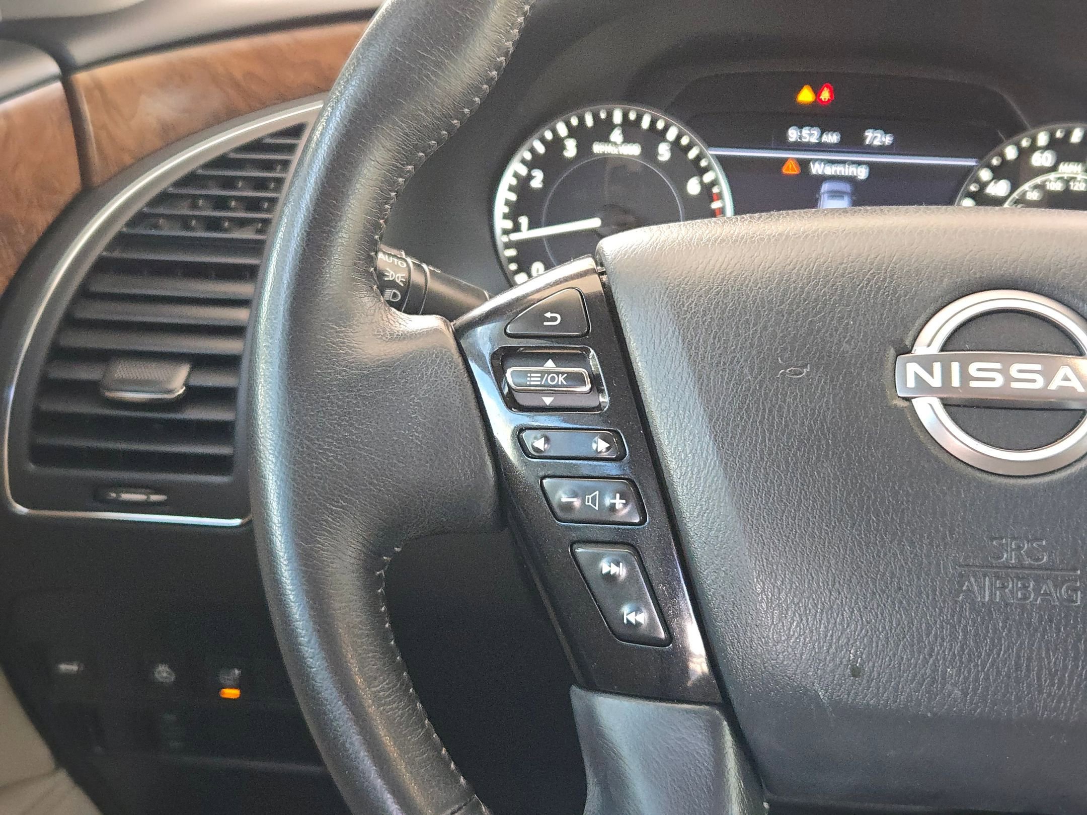 Used 2023 Nissan Armada SL w/ Cargo Package image 23