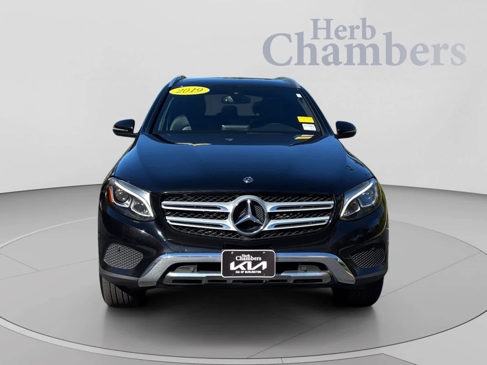 Used 2019 Mercedes-Benz GLC 300 4MATIC image 2