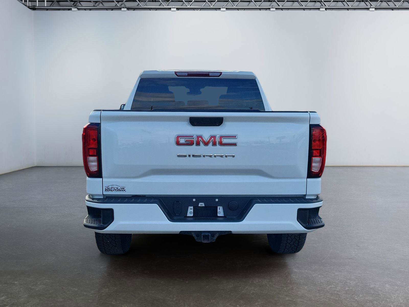 Used 2023 GMC Sierra 1500 Pro w/ Graphite Edition image 4