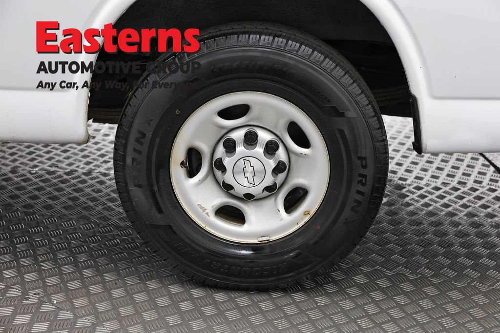 Used 2019 Chevrolet Express 2500 Extended w/ Safety Package RWD image 32