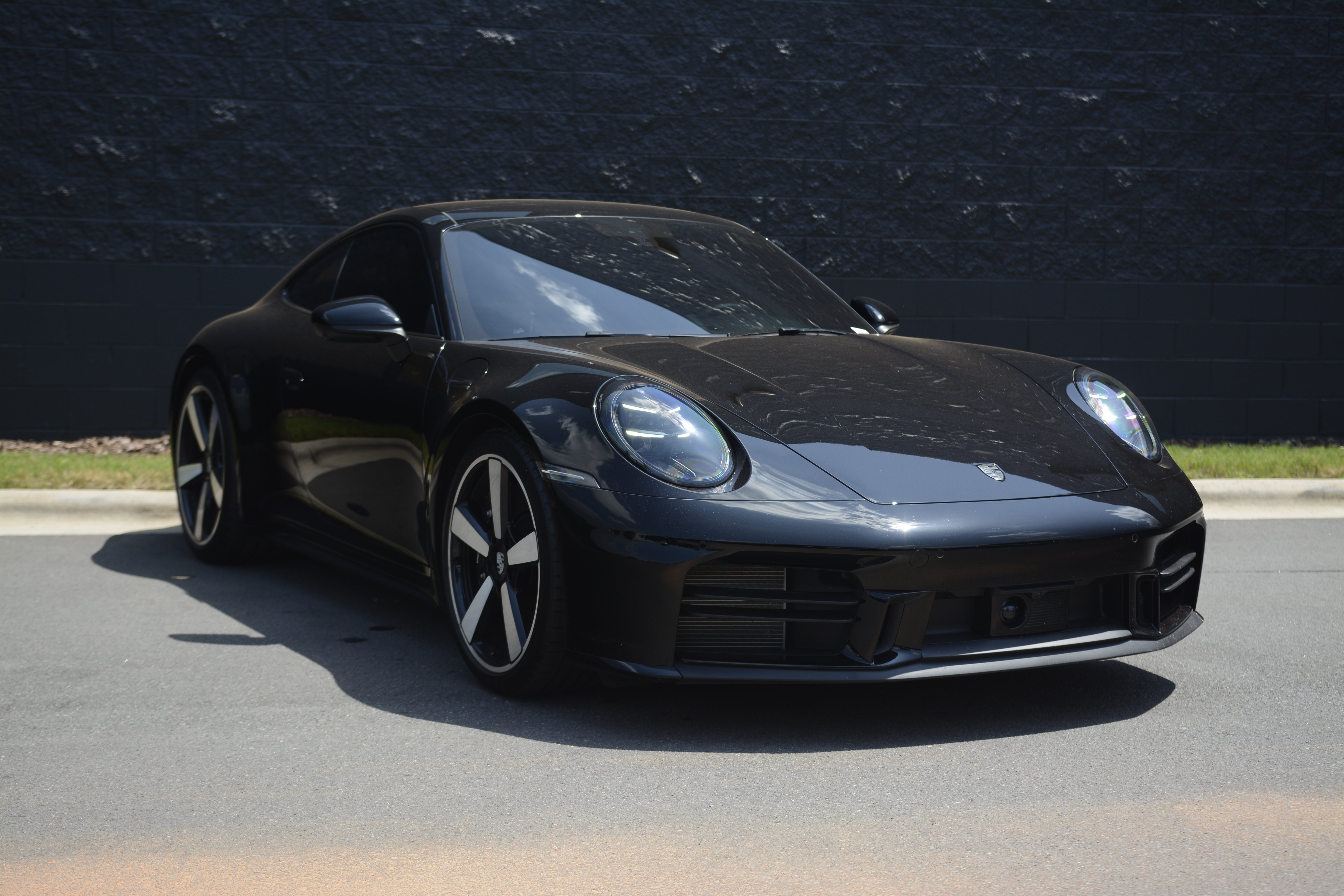 Certified 2025 Porsche 911 Carrera S RWD image 9