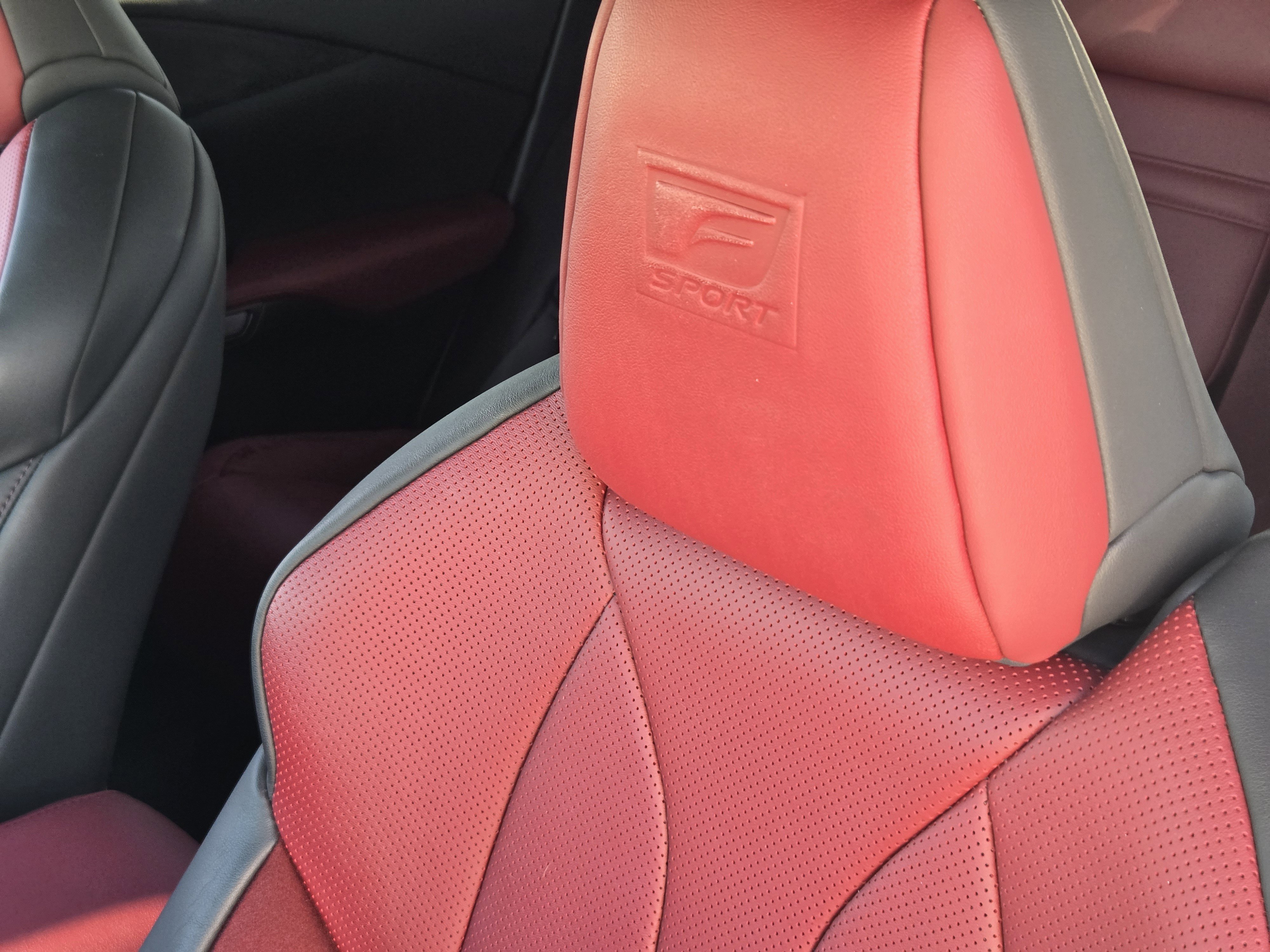 Used 2023 Lexus RX 500h F Sport image 32