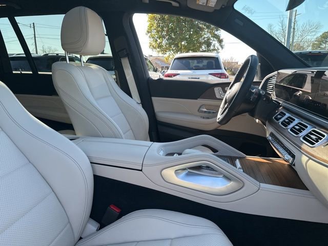 Certified 2025 Mercedes-Benz GLS 450 4MATIC image 38