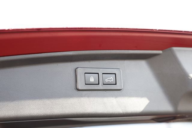 Certified 2025 Subaru Outback Premium w/ Popular Package #1A AWD/4WD image 6