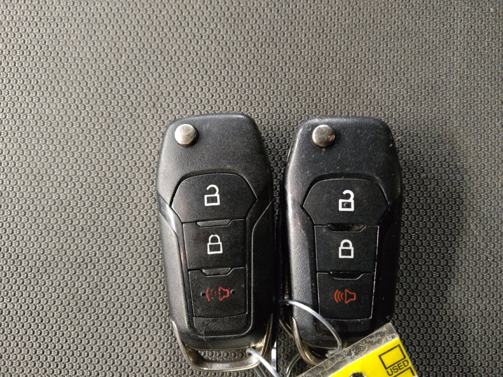 Used 2017 Ford F150 XLT AWD/4WD image 32