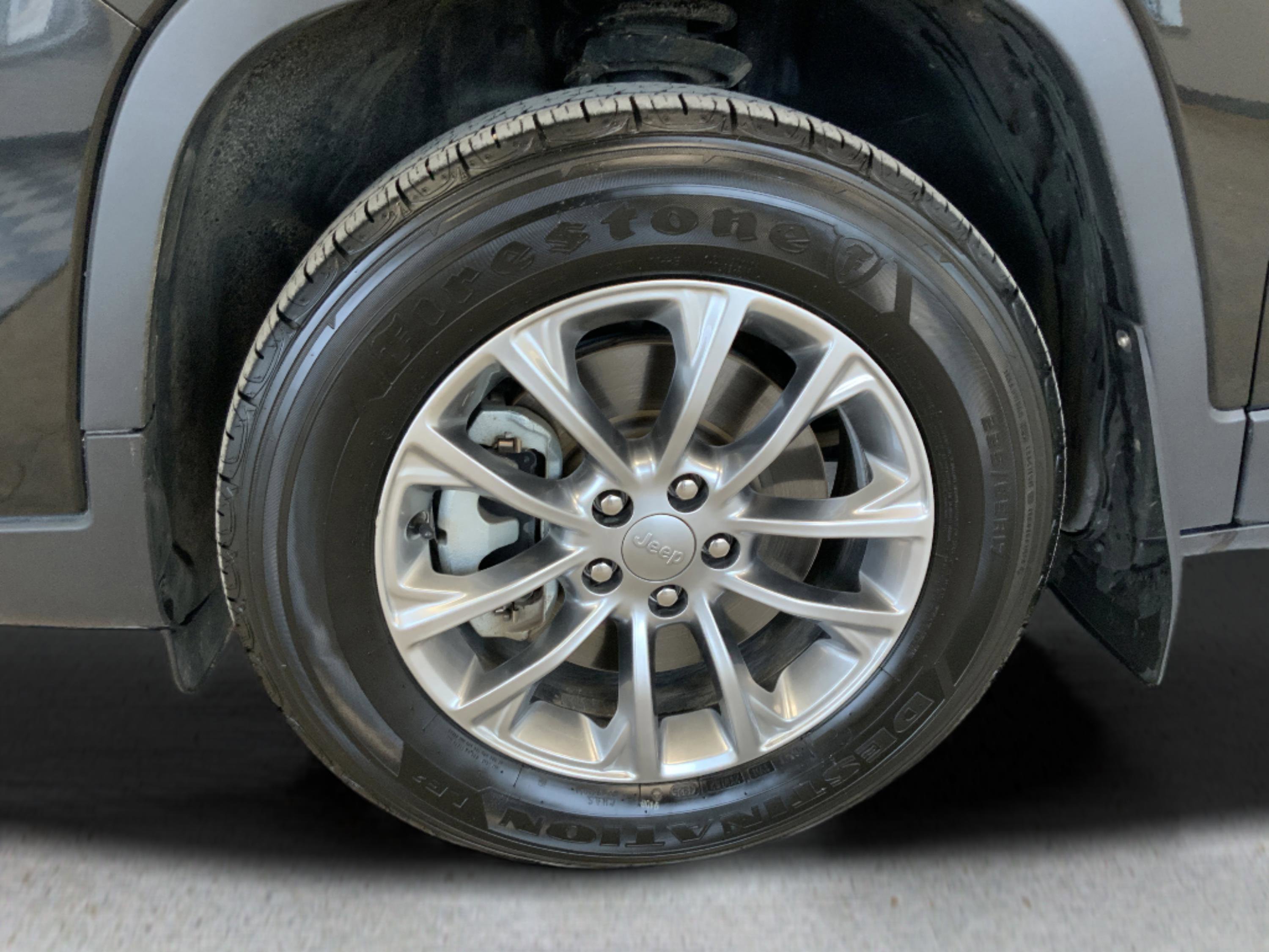 Used 2021 Jeep Cherokee Latitude Lux image 30