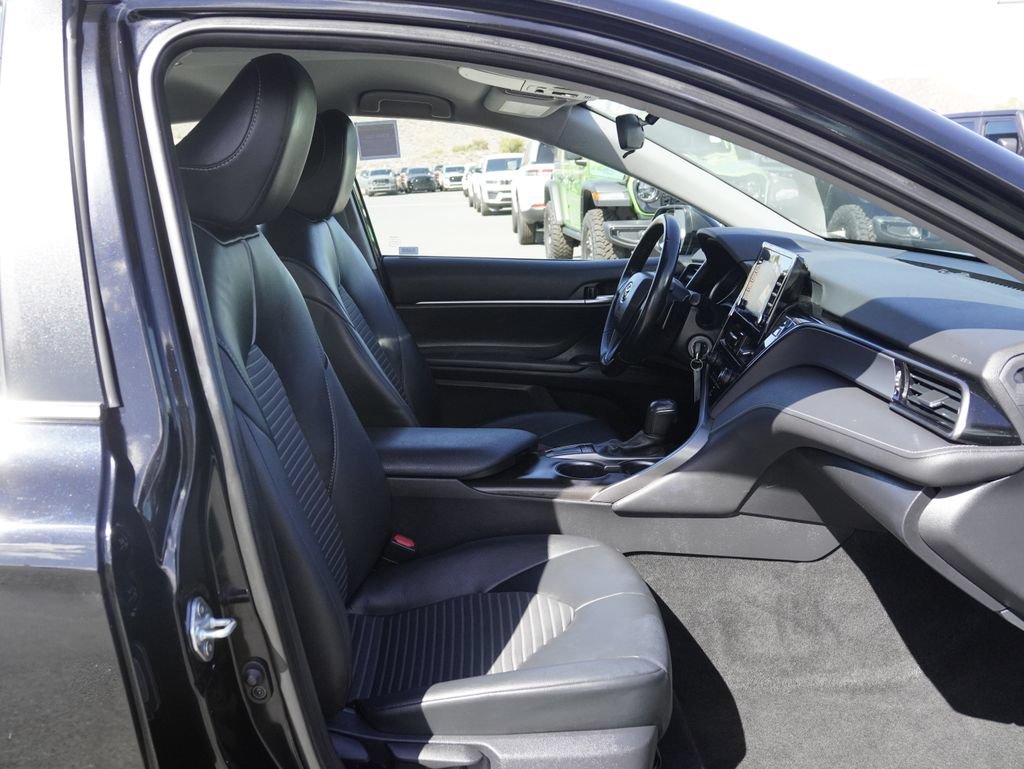 Used 2023 Toyota Camry SE FWD image 23