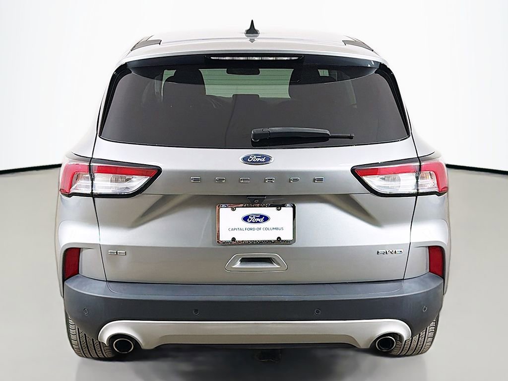Used 2022 Ford Escape SE image 9