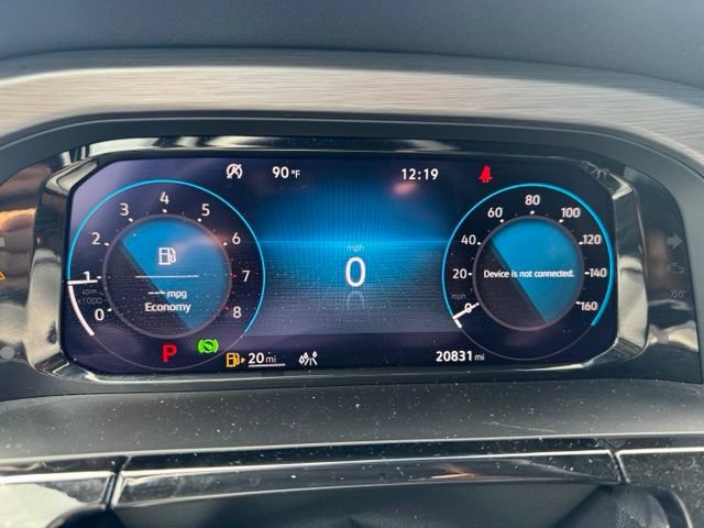 Used 2025 Volkswagen Atlas Cross Sport SE FWD image 18