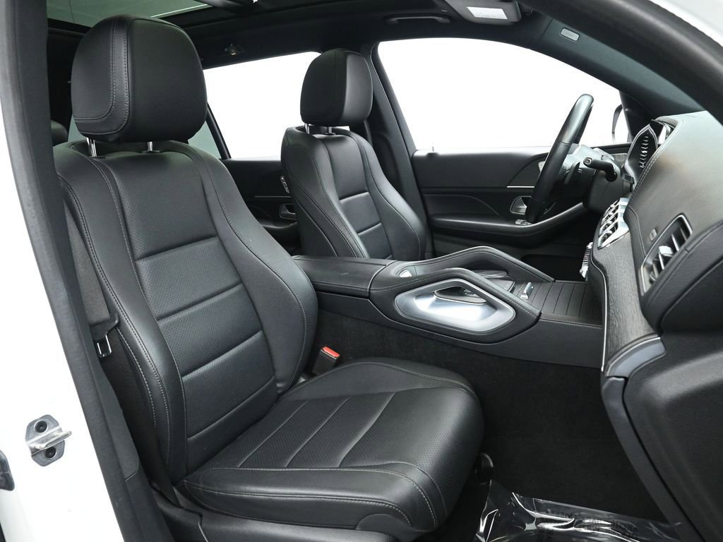 Used 2022 Mercedes-Benz GLS 450 4MATIC image 29