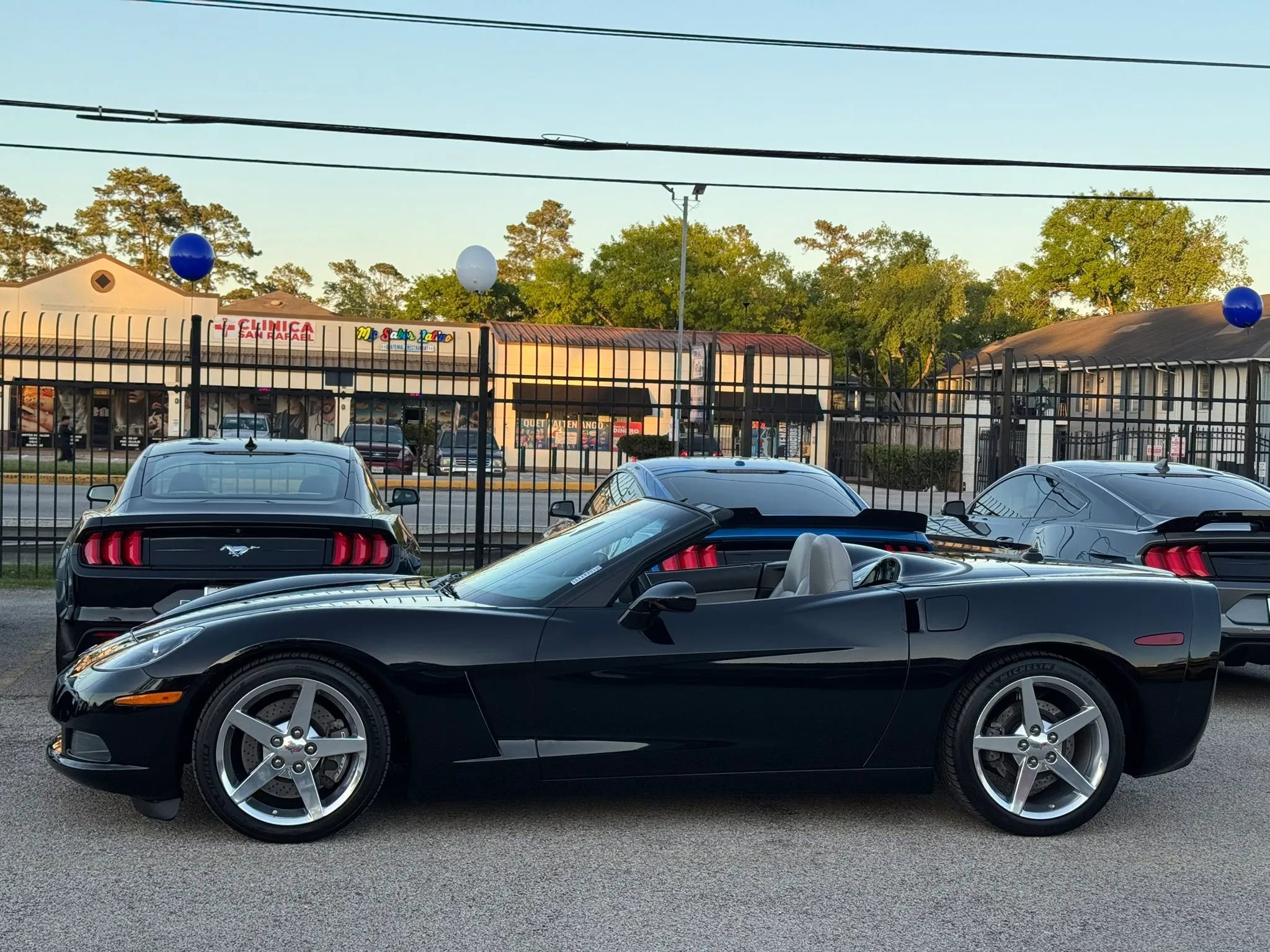 Used 2005 Chevrolet Corvette Convertible 2D w/ Preferred Equipment Group RWD image 10