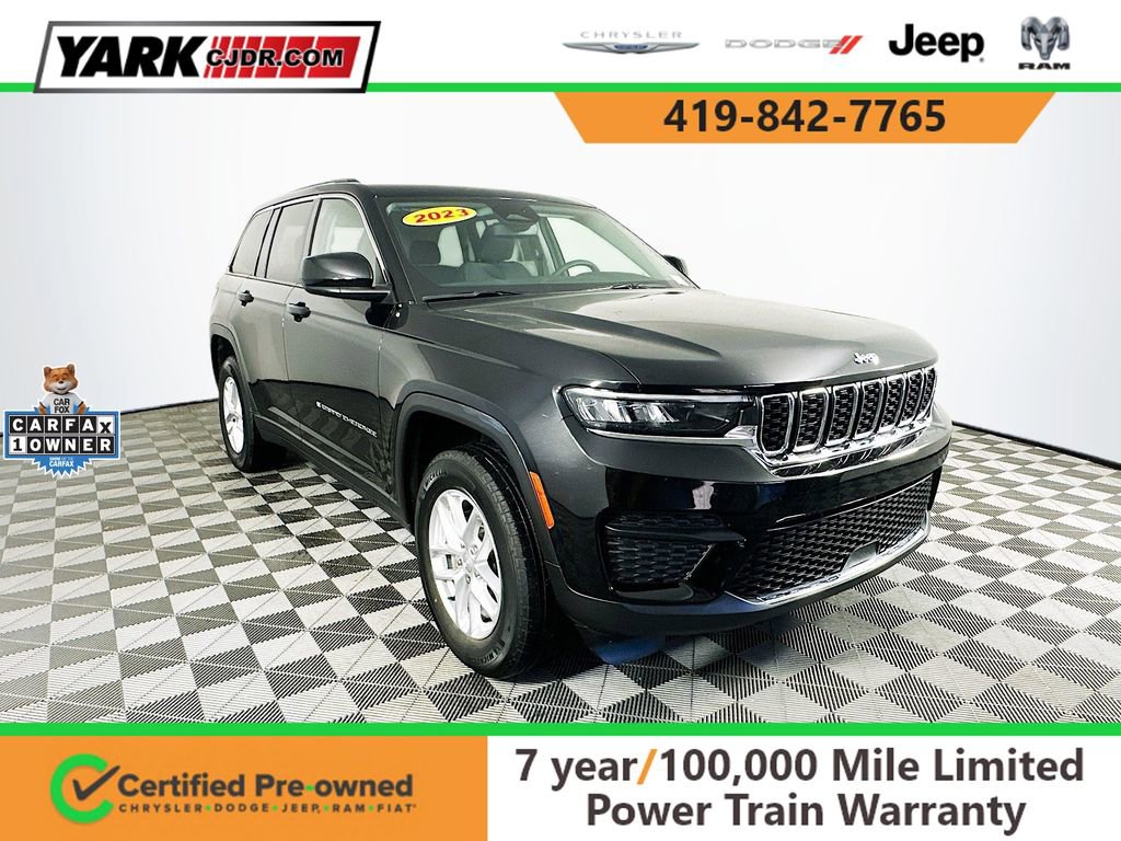 Certified 2023 Jeep Grand Cherokee Laredo w/ Luxury Tech Group I