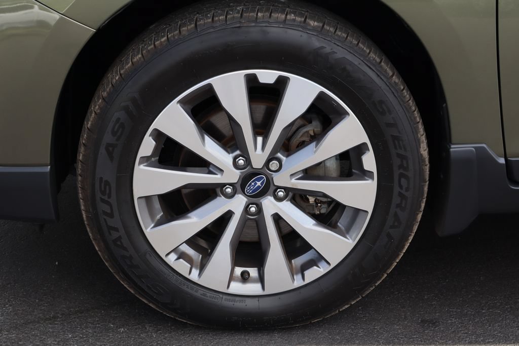 Used 2018 Subaru Outback 2.5i Touring AWD/4WD image 33