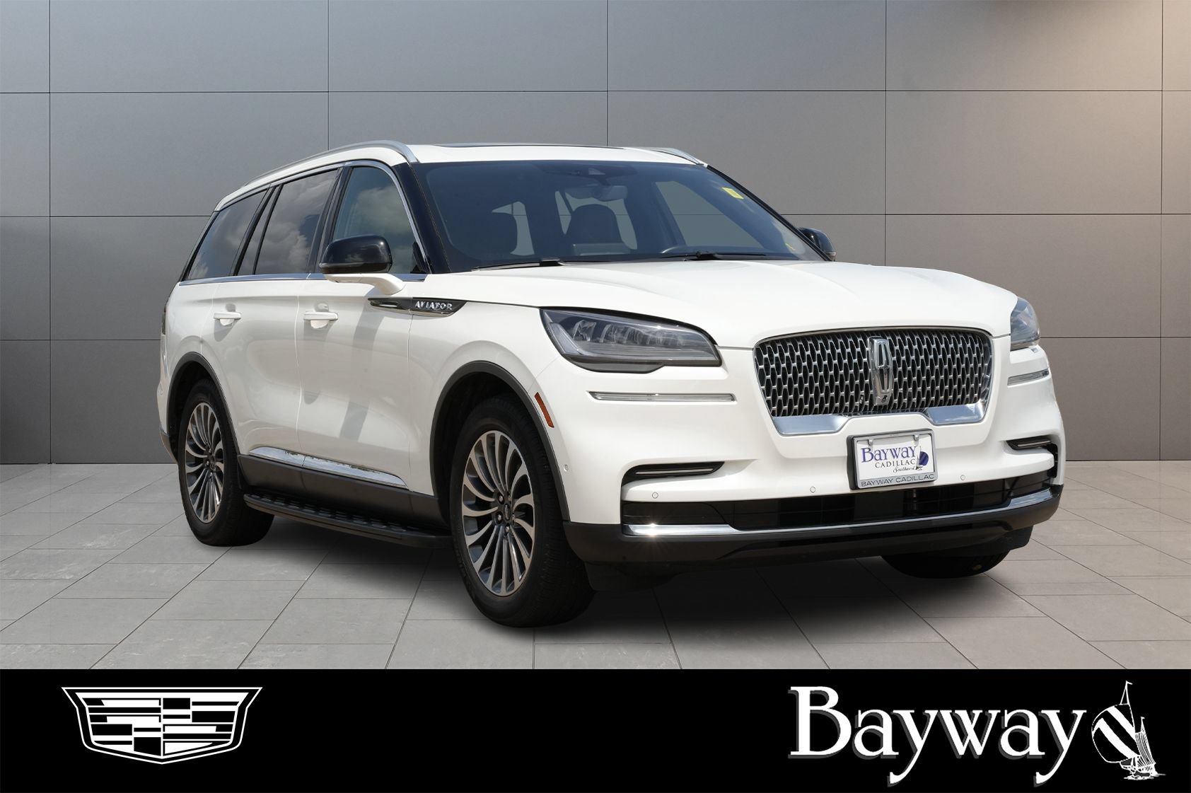 Used 2023 Lincoln Aviator Reserve RWD image 4