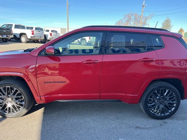 Used 2023 Jeep Compass Limited AWD/4WD image 8