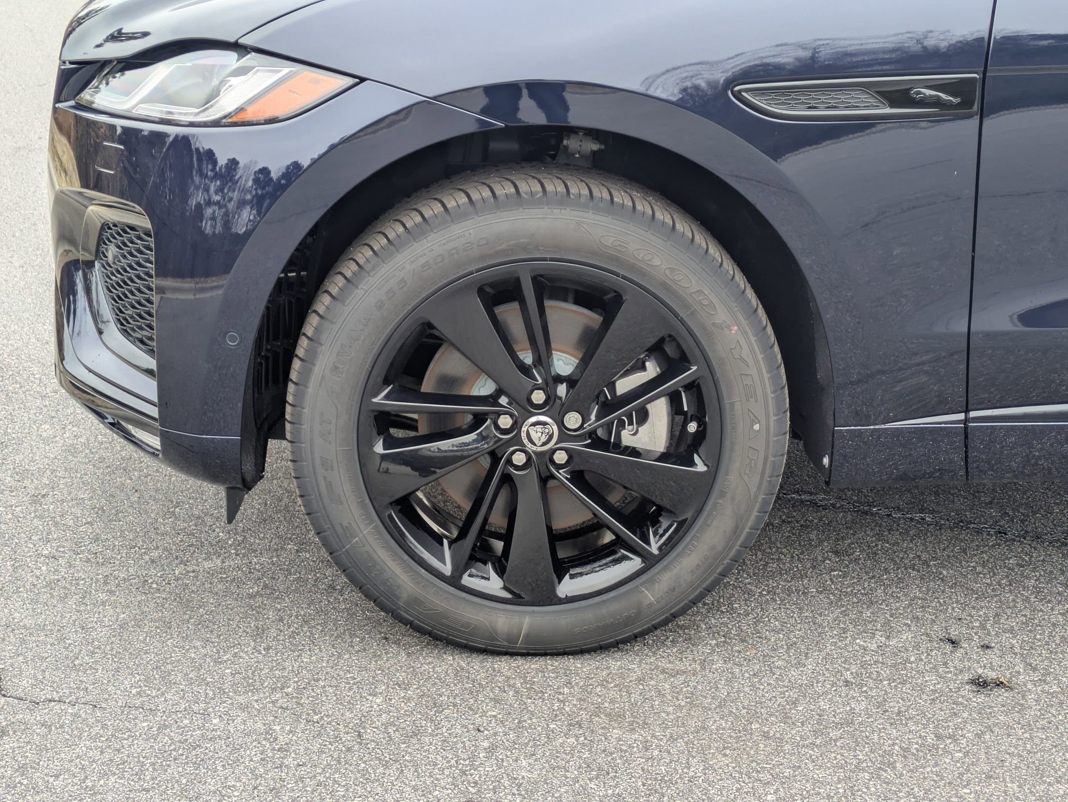 New 2026 Jaguar F-PACE R-Dynamic S image 33