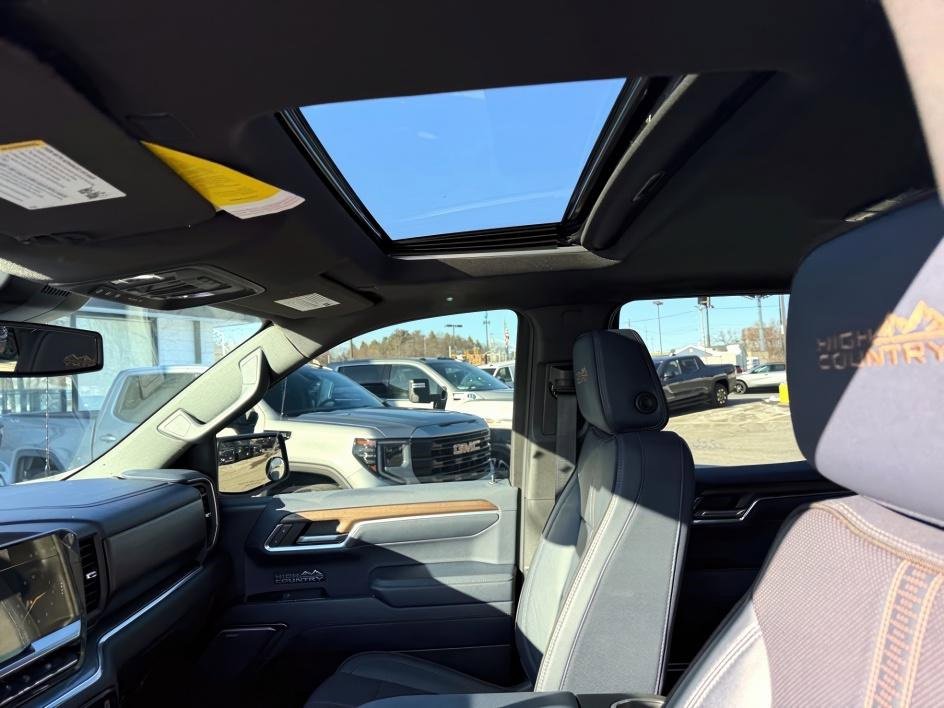 Used 2023 Chevrolet Silverado 1500 High Country w/ Z71 Off-Road Package image 12